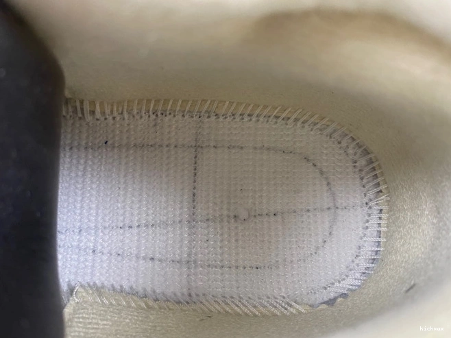 Rep CUT THE CHECK FZ8117-003 X JORDAN TRAVIS SCOTT 0814